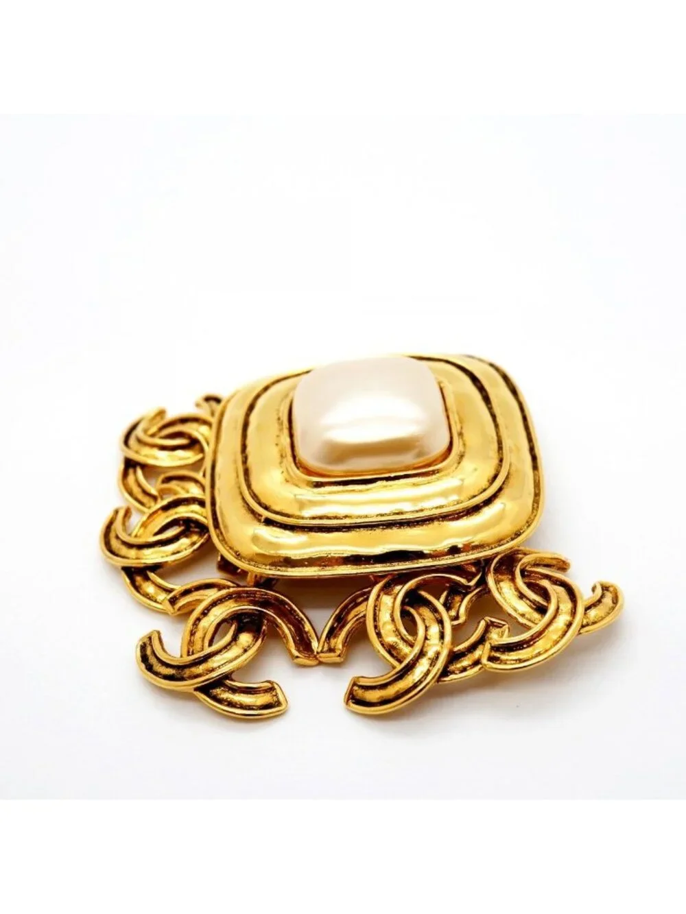 Chanel Brooch Vintage CC Logo Gold Plated Faux Pearl